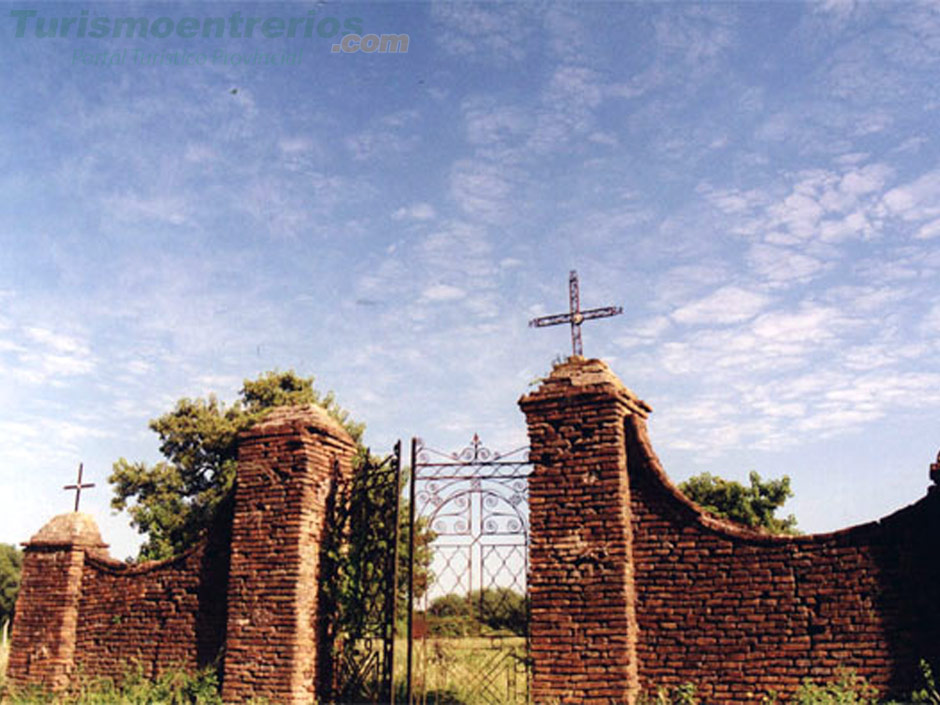 Los Cuatro Cementerios - Imagen: Turismoentrerios.com