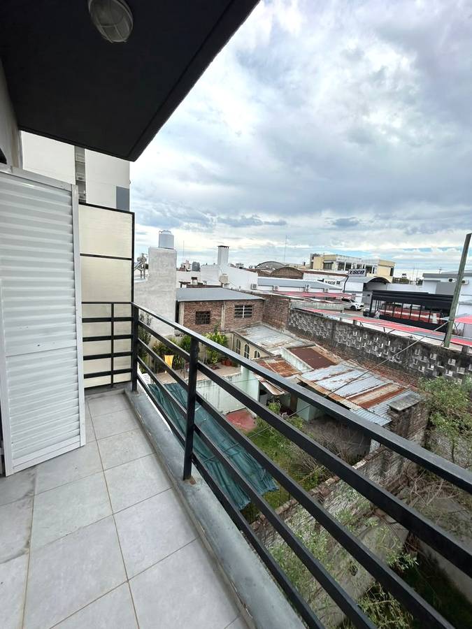 Departamento Alem 2