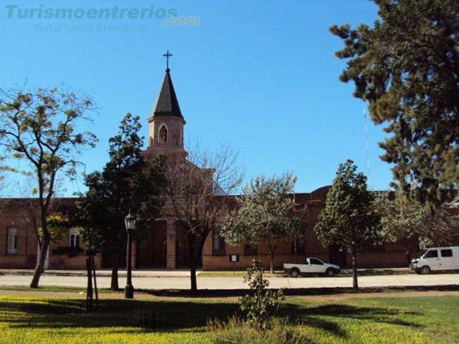 Parroquia San Miguel - Imagen: Turismoentrerios.com