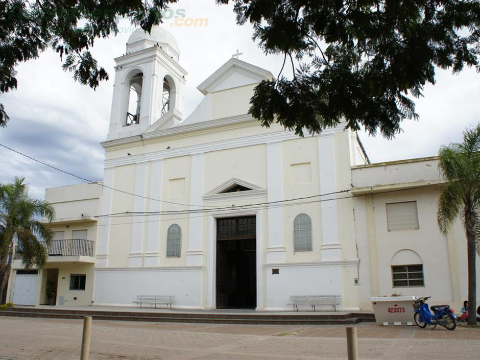Iglesia Santa Rosa de Lima - Imagen: Turismoentrerios.com