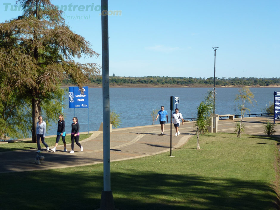 Avenida Costanera - Imagen: Turismoentrerios.com