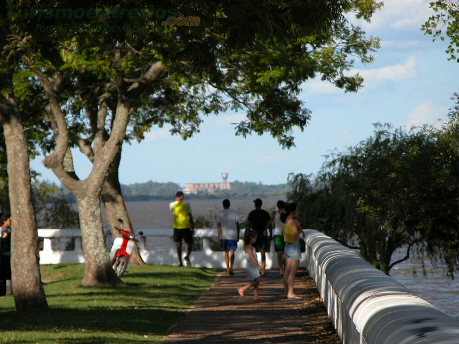 Avenida Costanera - Imagen: Turismoentrerios.com