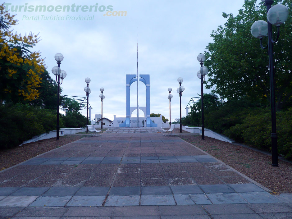 Plaza Libertad - Imagen: Turismoentrerios.com