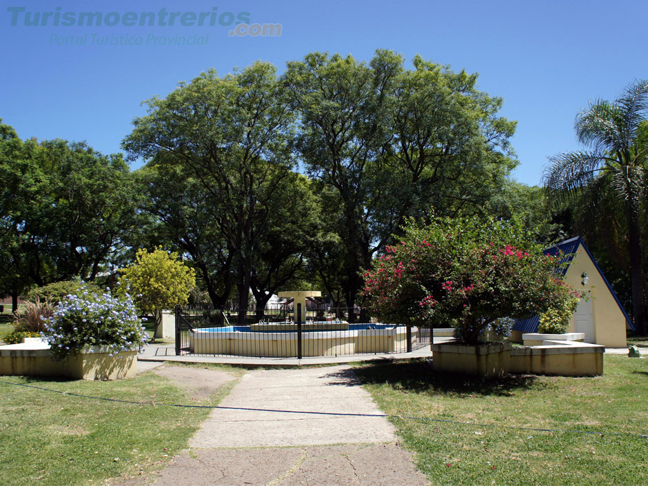 Plaza 9 de Julio - Imagen: Turismoentrerios.com