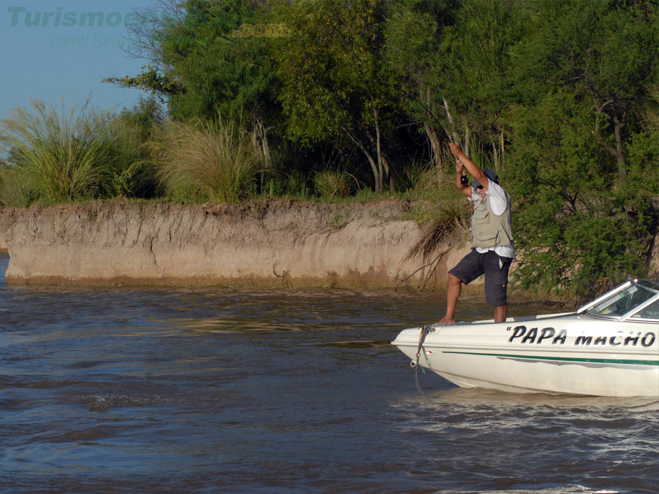 Pesca Deportiva en La Paz - Imagen: Turismoentrerios.com