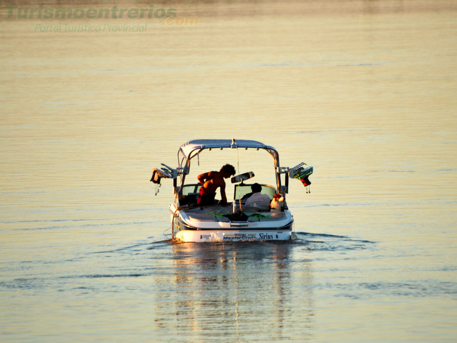 Excursiones Acuticas - Imagen: Turismoentrerios.com