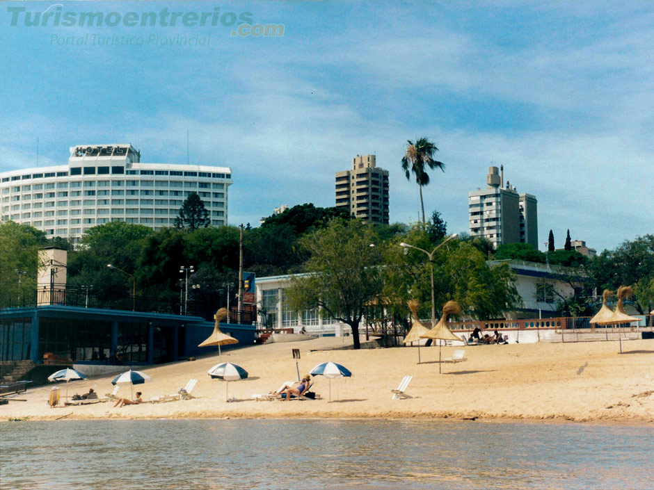 Playa del Rowing Club - Imagen: Turismoentrerios.com