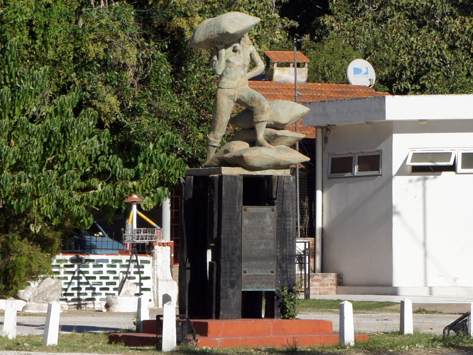 Monumento al Estibador - Imagen: Turismoentrerios.com